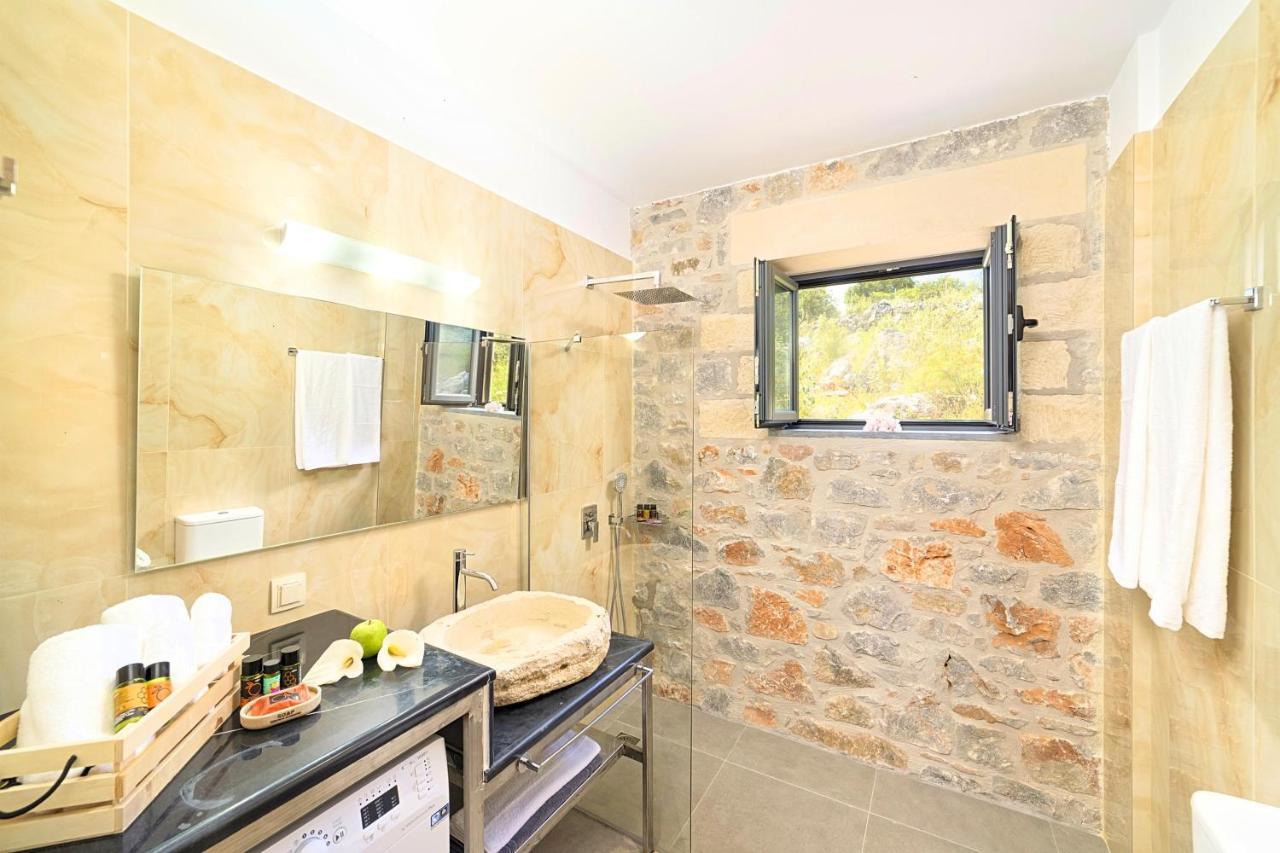 Villa Vardis Heated Pool Vryses Екстер'єр фото